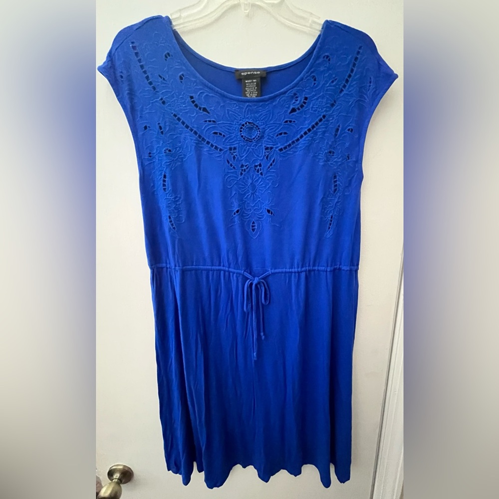 ๐ Blue Tie Front Dress with Elegant Style - Picture 5 of 9